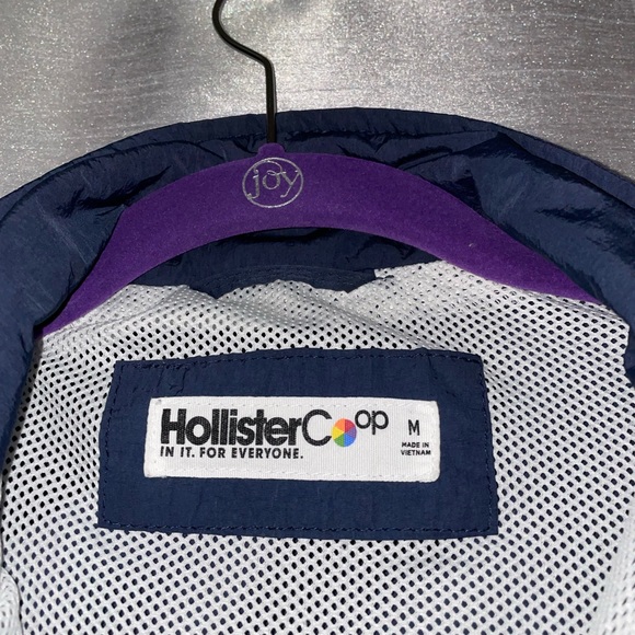 Hollister Co-Op In It for Everyone Color Block Jacket - Picture 5 of 5